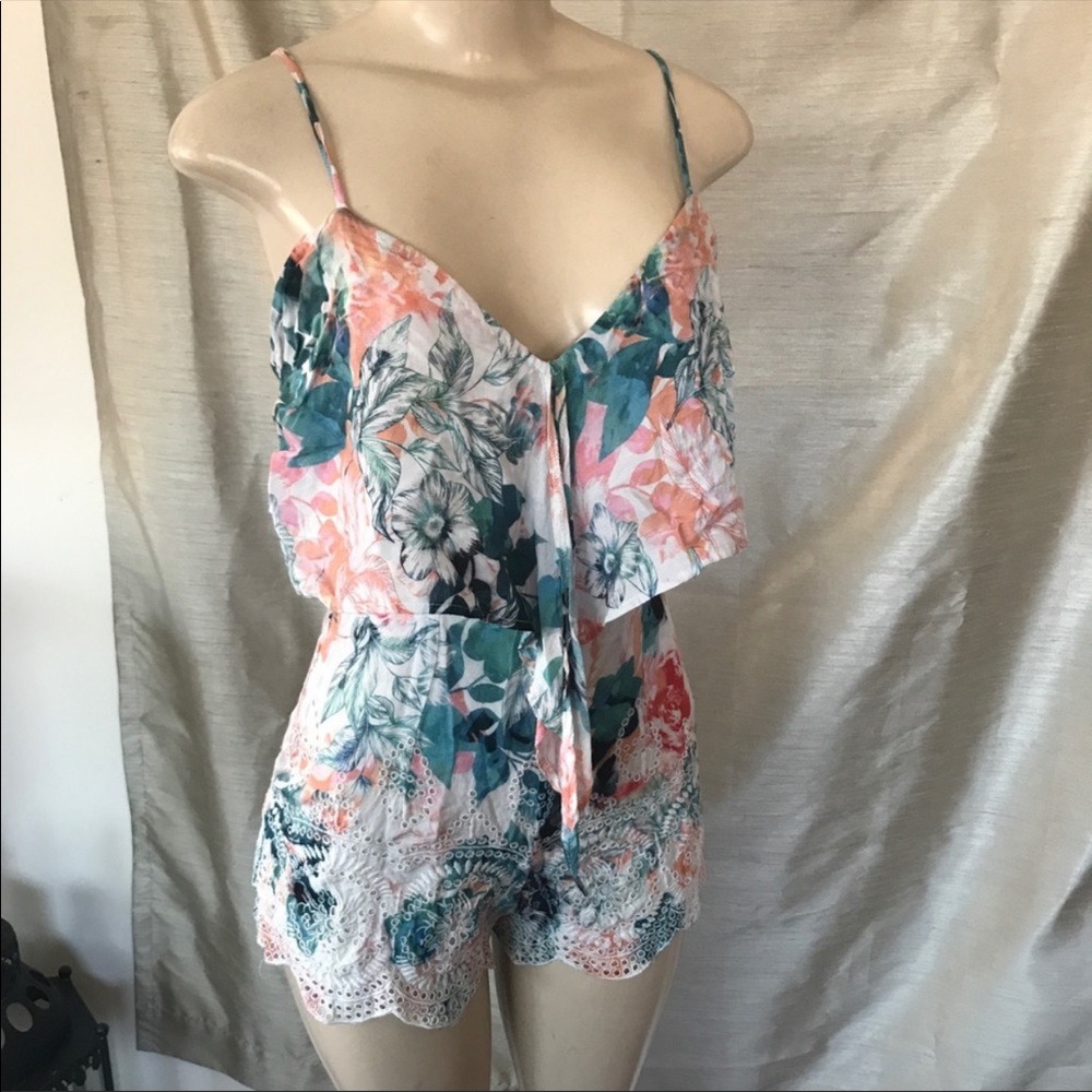Lovers + Friends Bello Floral Romper Sz Small